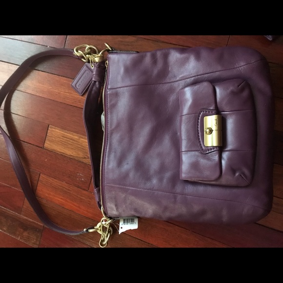 Authentic Coach Purse - Picture 1 of 4